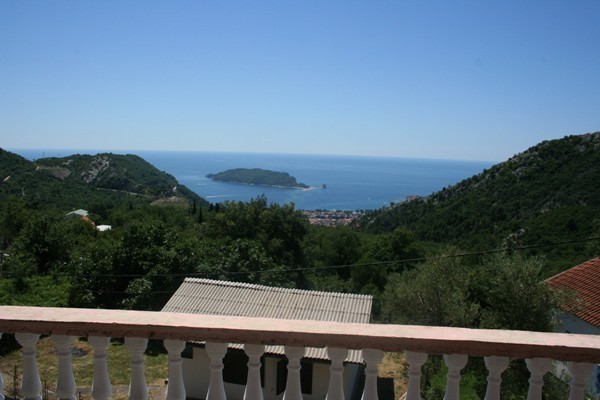 House with Two Apartments, Business Premises and Sea Views, Markovići, Budva