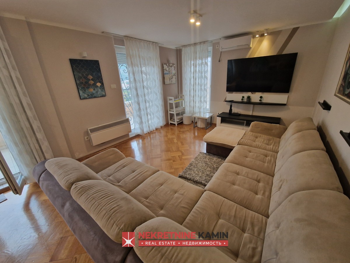 Two-Bedroom Ground-Floor Apartment with a 60 m² Terrace, Budva