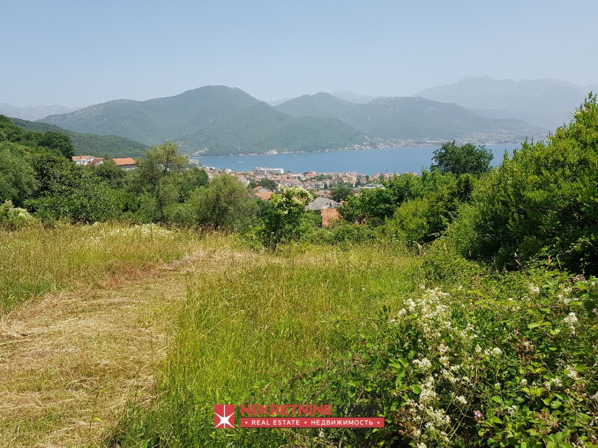 Urbanised 1,917 m² Plot with Sea Views, Bijela, Herceg Novi