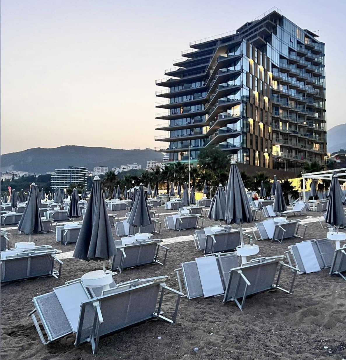 Furnished Studio Apartment in the 5-Star Sea Star Hotel, Bečići