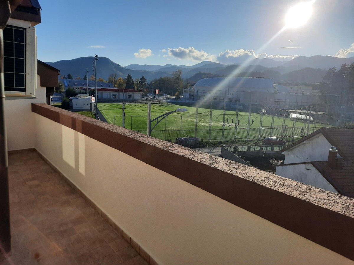 Furnished Two-Bedroom Apartment Opposite the Stadium, Cetinje