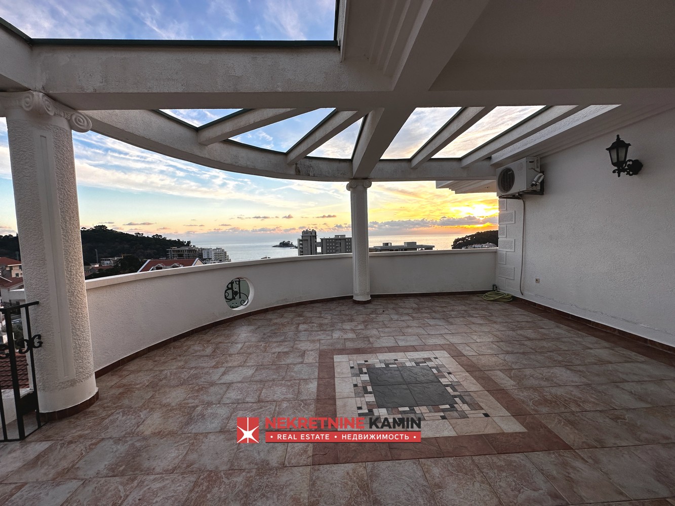 Fully Furnished Villa with Pool and Panoramic Views, Petrovac, Budva