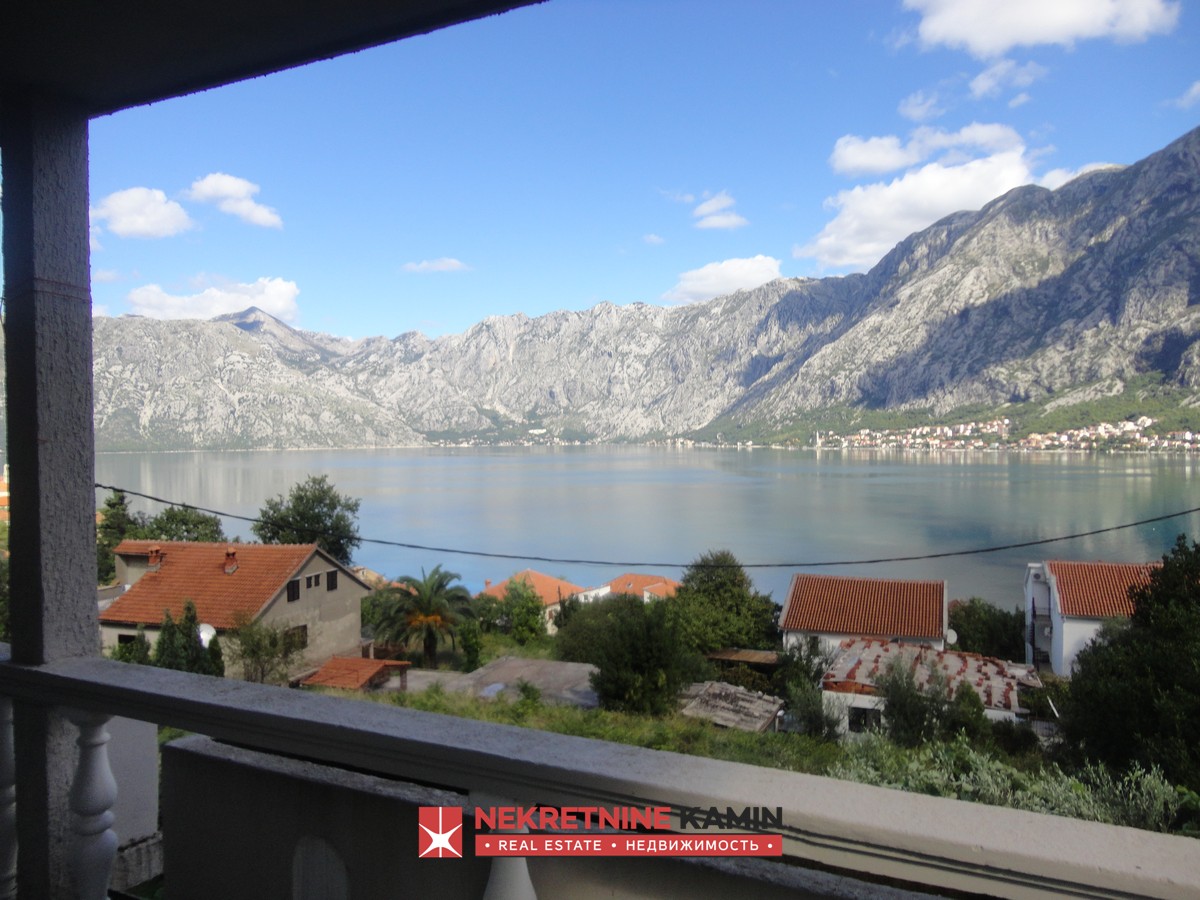 Three-Level House with Terraces, about 100 m from the Sea, Prčanj, Bay of Kotor