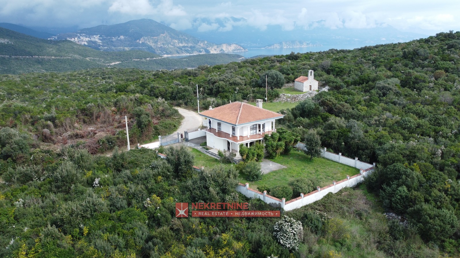 Spacious Family House of 238 m² with Sea Views, Krimovica, Kotor