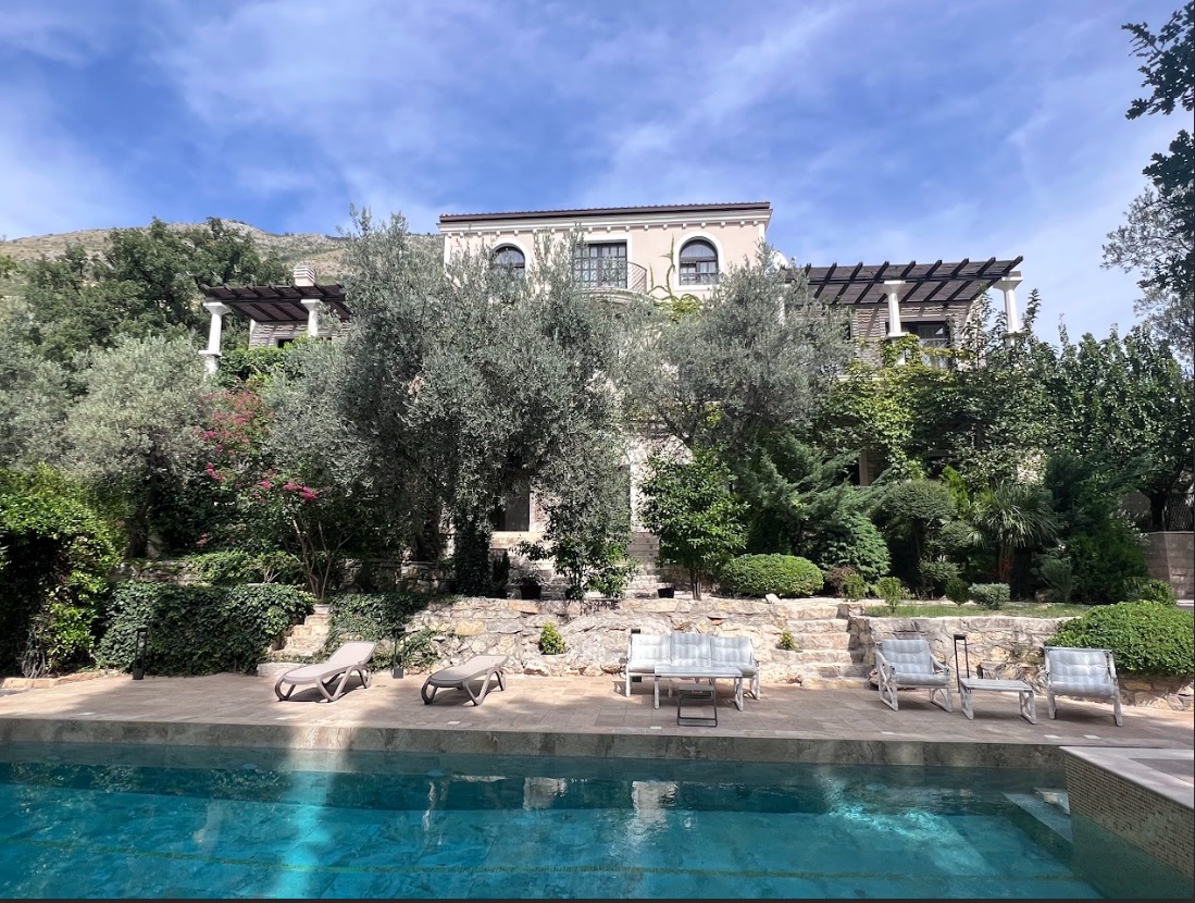 Luxury Stone Villa with Pool and Hammam on a Large Plot, Reževići, Budva