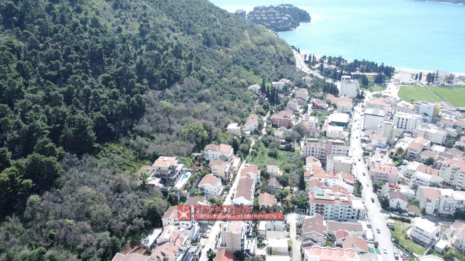 Urbanizovan plac od 2123 m² sa pogledom na more, Podkošljun, Budva