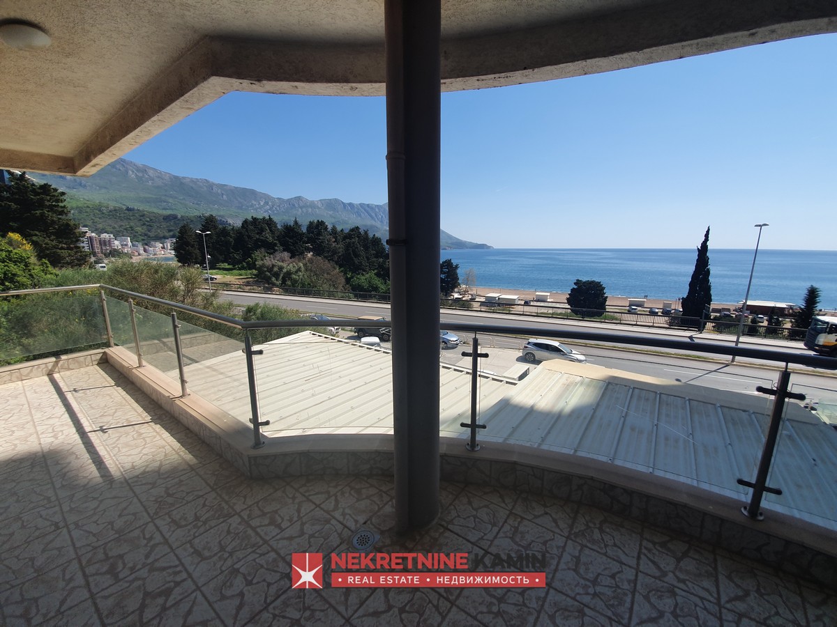 Two-Bedroom Apartment with Garage in a New Building, 100 m from the Sea, Bečići