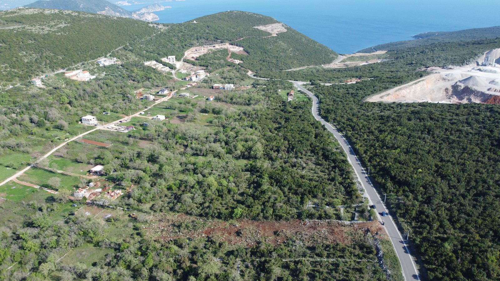 Urbanized Plot of 467 m² with Building Potential, Višnjeva, Kotor