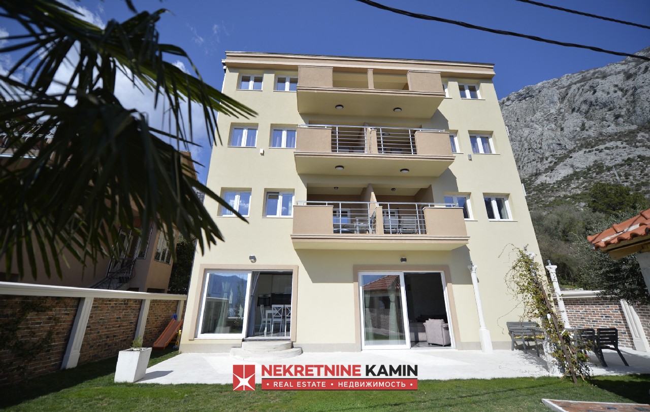 Apartment Building with Pool and Sea Views, Orahovac, Bay of Kotor