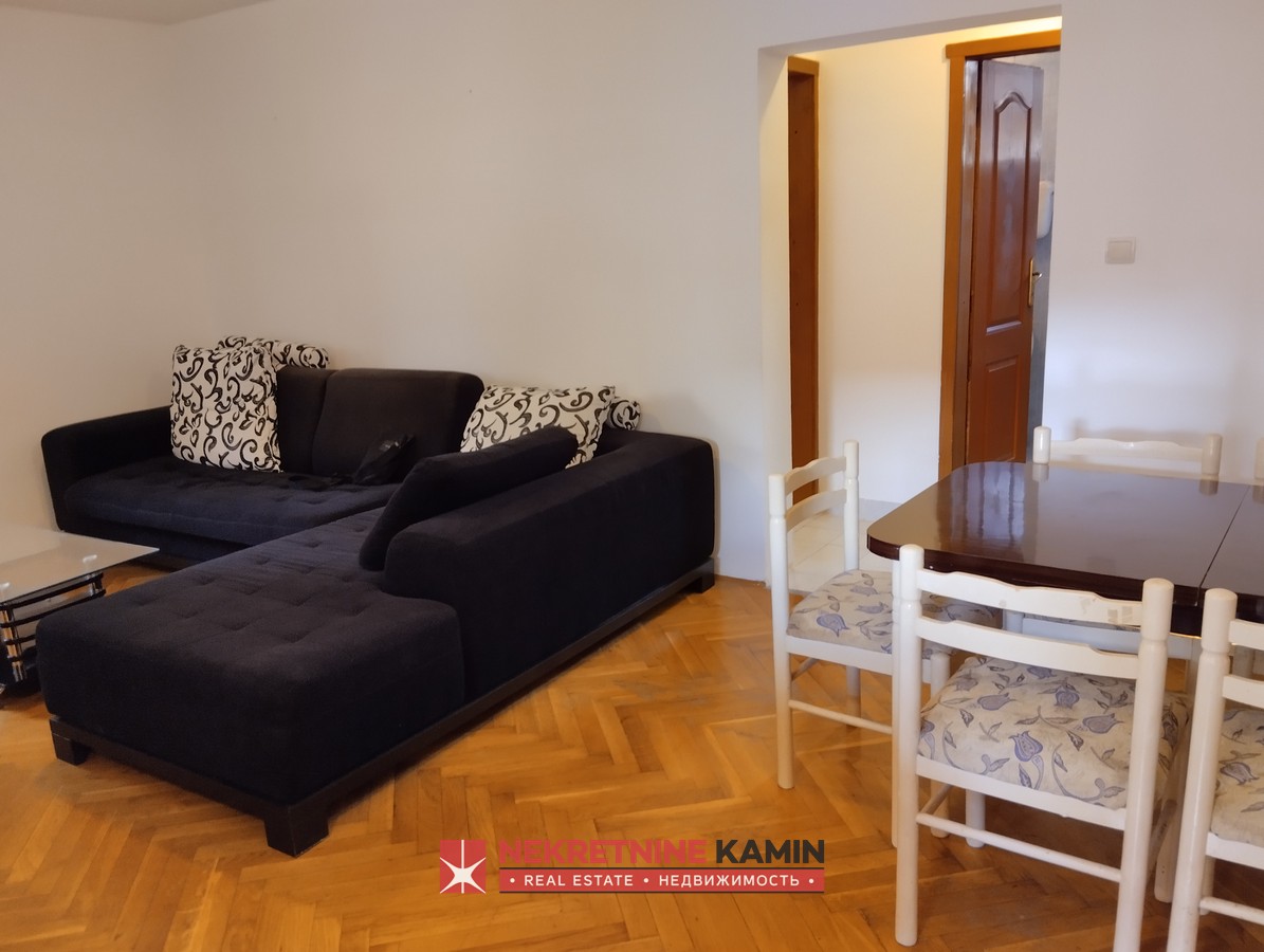 Two-Bedroom Apartment near the New School, Veli Vinogradi, Budva