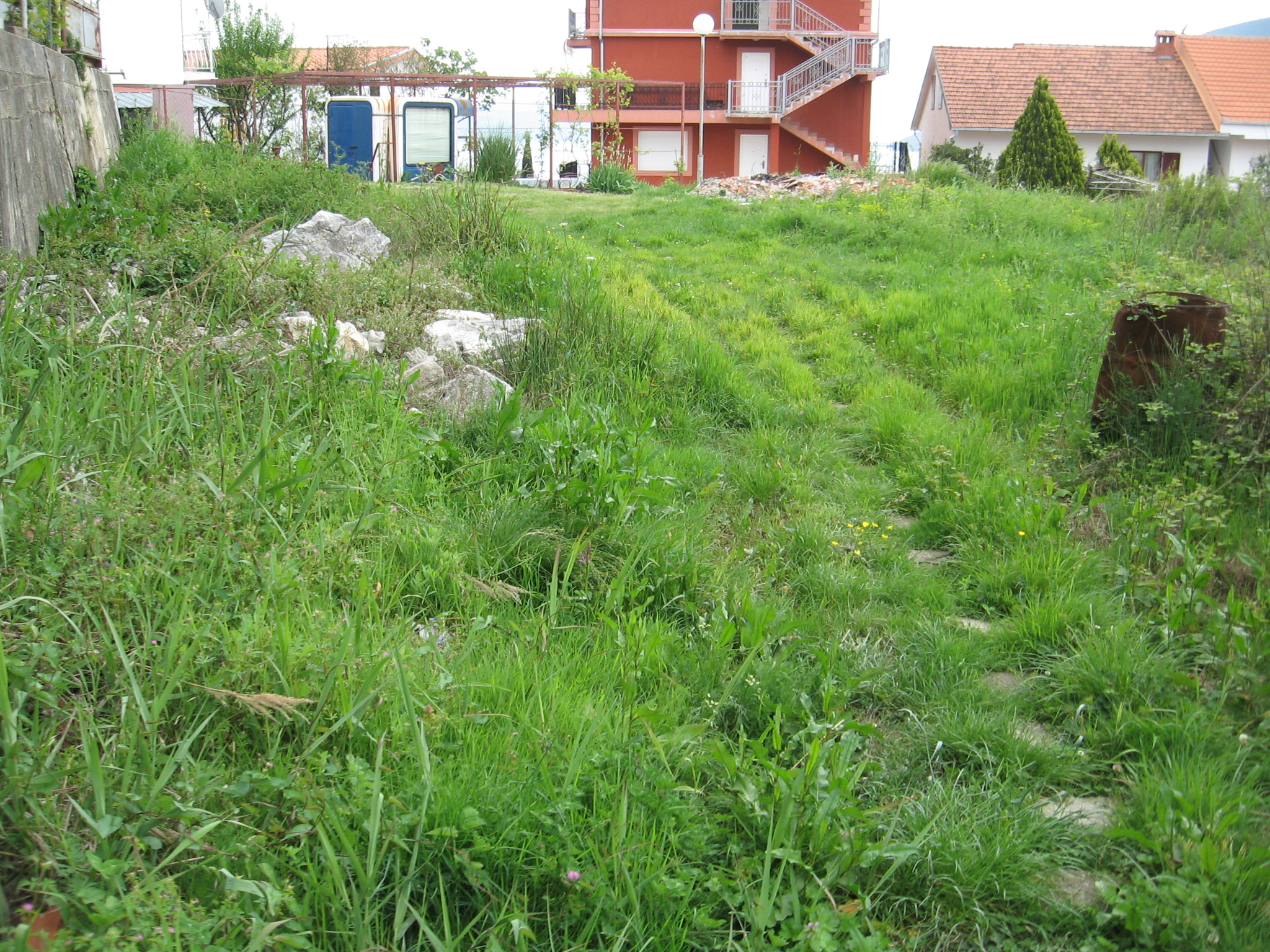 Urbanizovan plac od 386 m² sa djelimičnim pogledom na more, Igalo, Herceg Novi