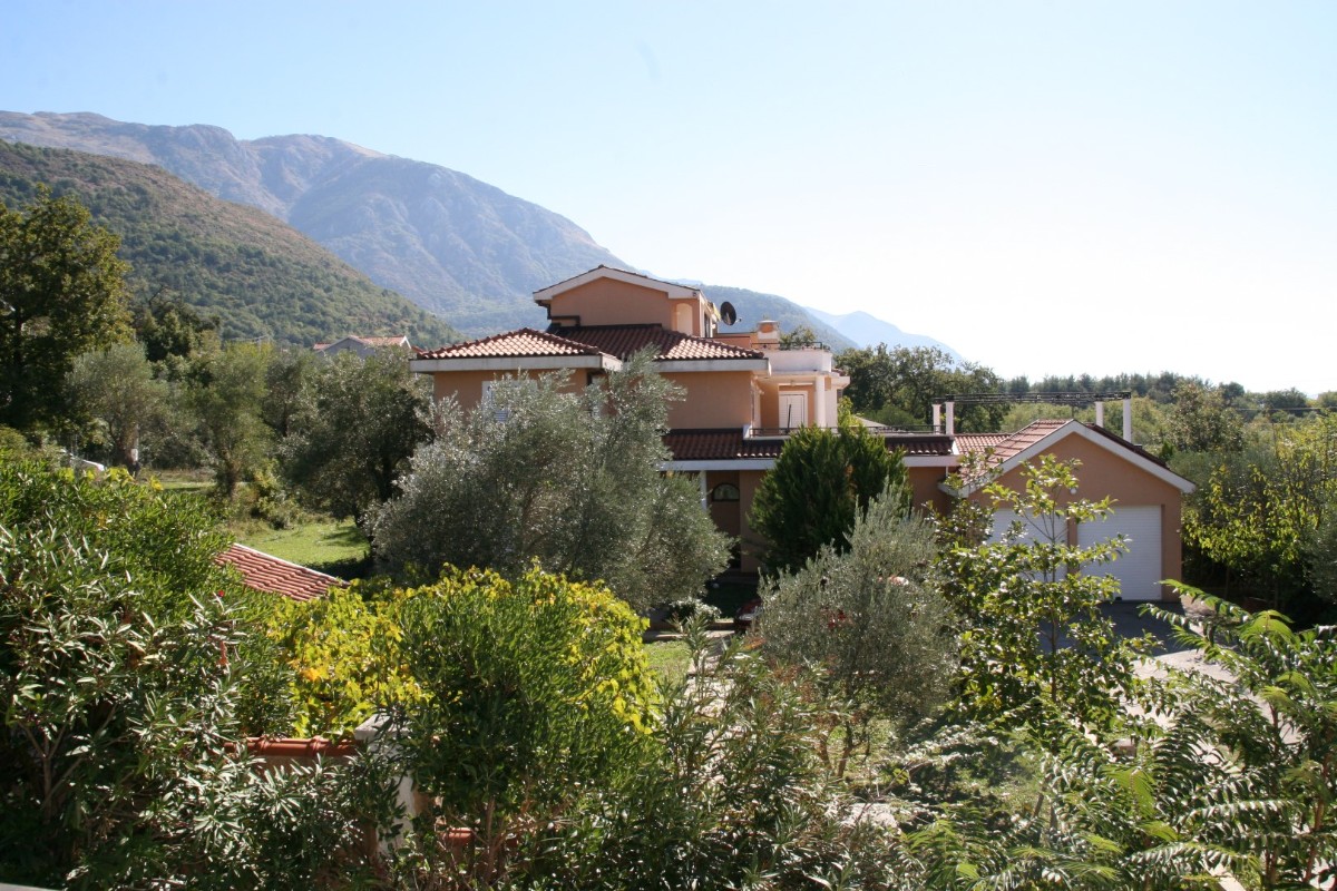 Modern Villa with Pool and Sea View near Kotor, Kavač