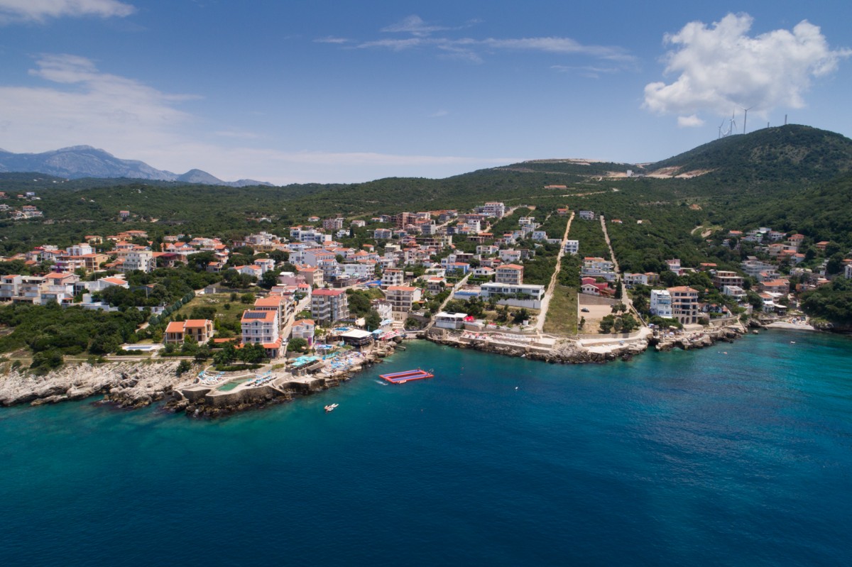 New Six-Bedroom Villa with Sea Views, Utjeha, Bar