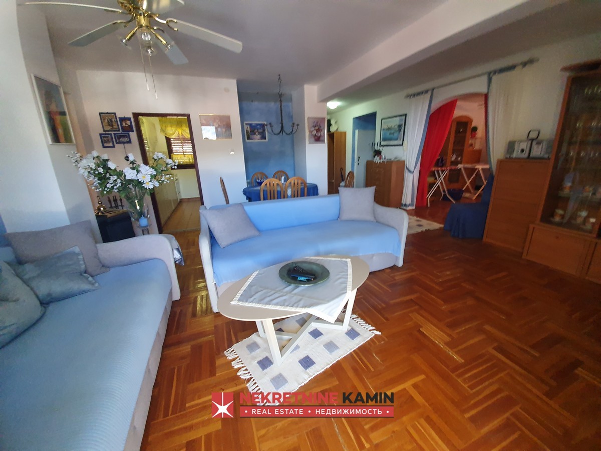 Two-Bedroom 119 m² Apartment with Optional Garages and Business Space, Dubovica Lux, Budva
