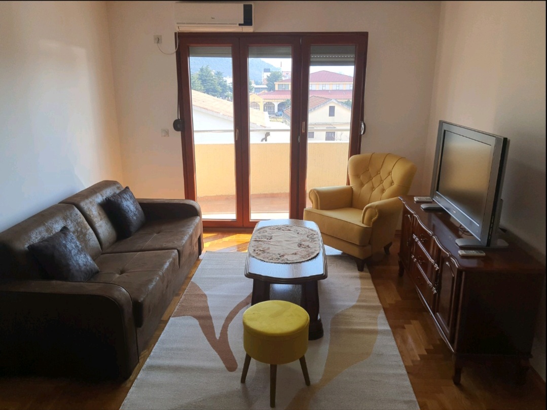 One-Bedroom Apartment near the Old Primary School, Budva