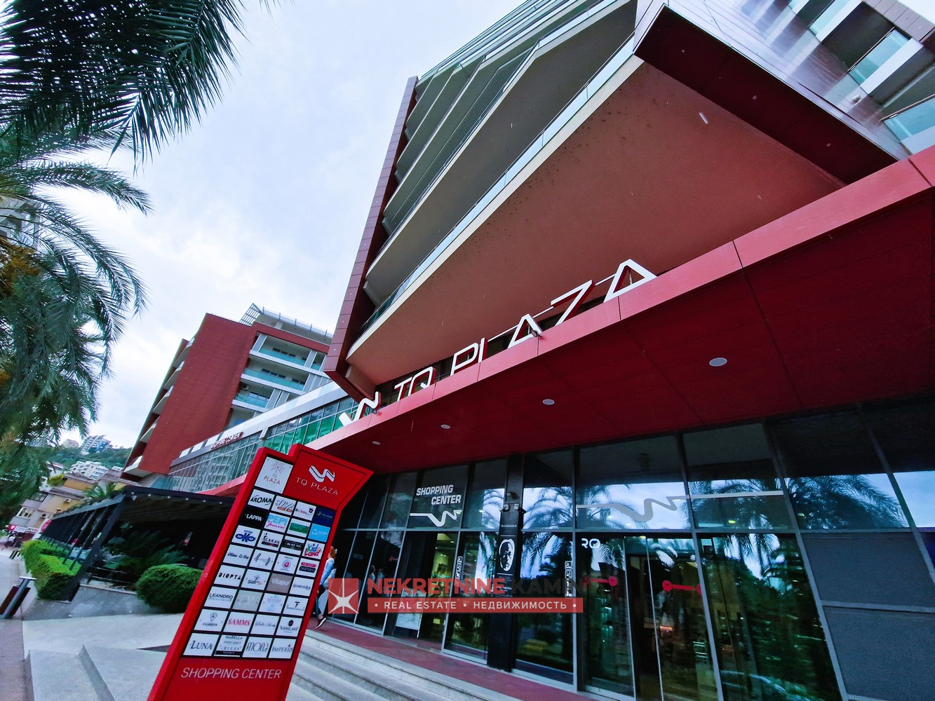 44 m² Commercial Space in the TQ Plaza Complex, Budva City Centre